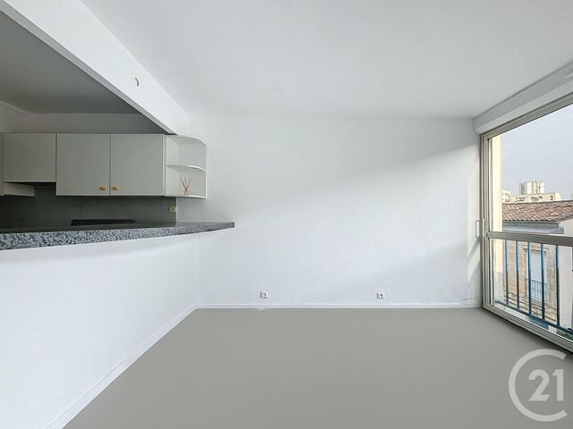 Appartement T2 à vendre - 2 pièces - 34 m2 - Bordeaux - 33 - AQUITAINE